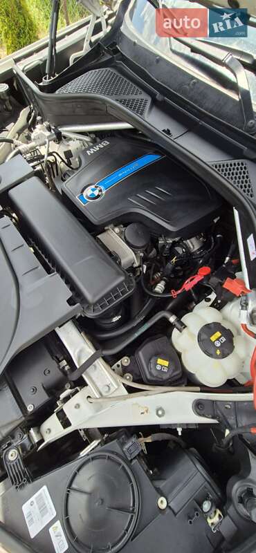 Внедорожник / Кроссовер BMW X5 2016 в Ужгороде