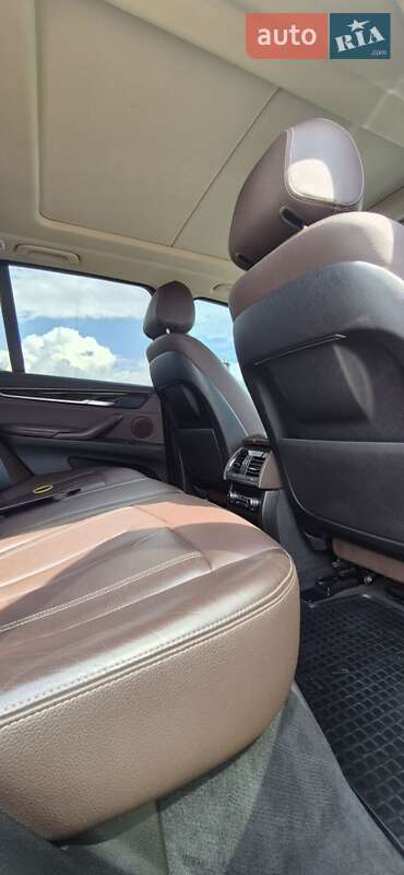Внедорожник / Кроссовер BMW X5 2016 в Ужгороде