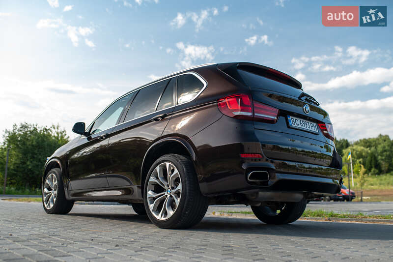Позашляховик / Кросовер BMW X5 2015 в Львові