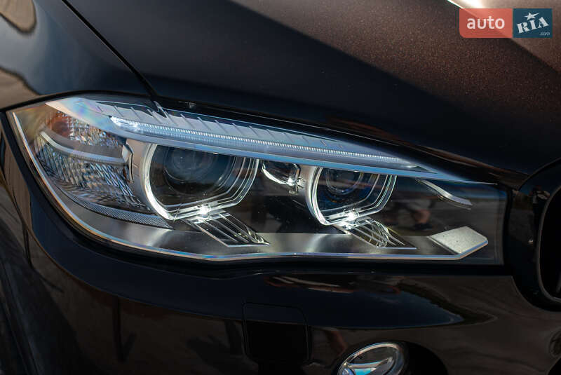 Позашляховик / Кросовер BMW X5 2015 в Львові