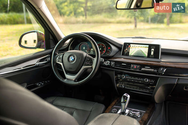 Позашляховик / Кросовер BMW X5 2015 в Львові