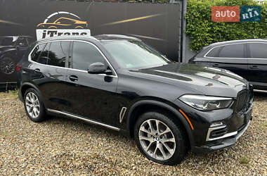 Внедорожник / Кроссовер BMW X5 2019 в 
