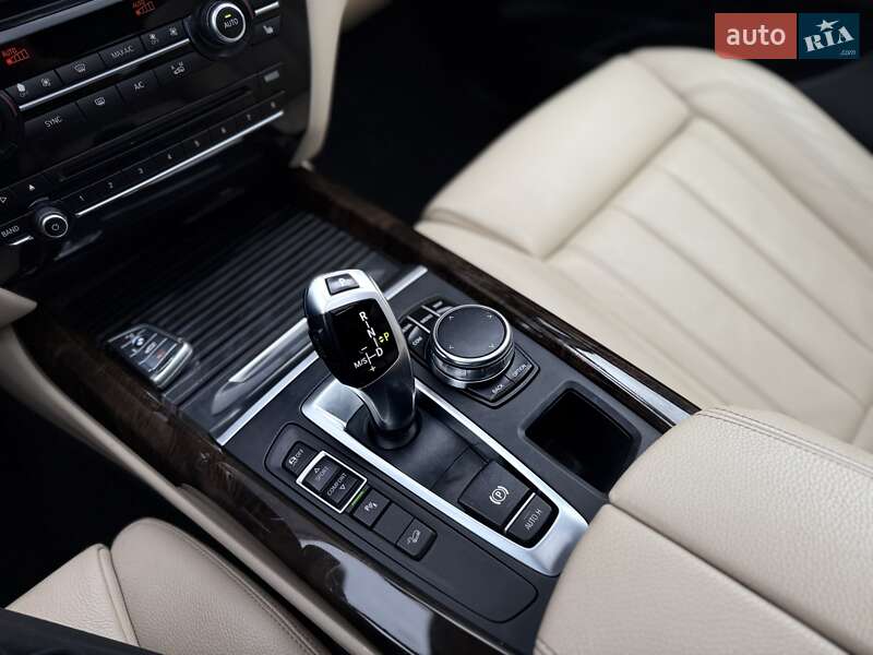 Внедорожник / Кроссовер BMW X5 2017 в Львове