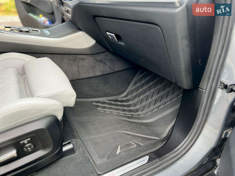 Позашляховик / Кросовер BMW X5 2024 в Києві