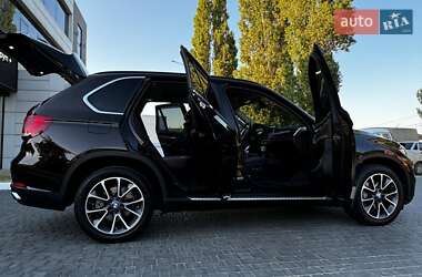 Внедорожник / Кроссовер BMW X5 2015 в 
