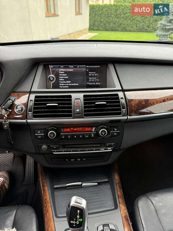 Внедорожник / Кроссовер BMW X5 2011 в Косове