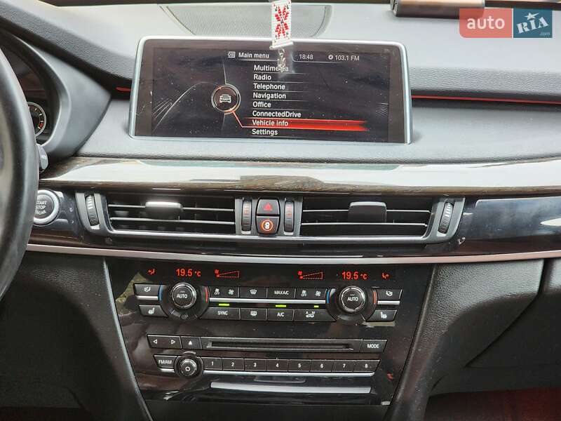 Позашляховик / Кросовер BMW X5 2014 в Києві