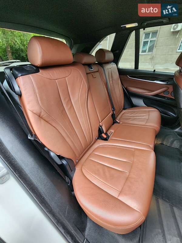 Позашляховик / Кросовер BMW X5 2014 в Києві