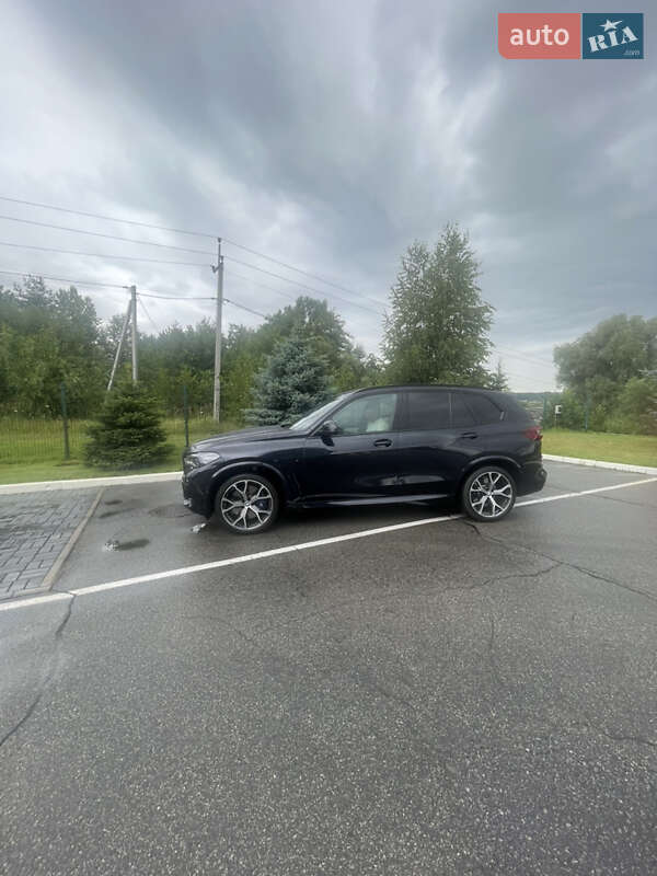 Внедорожник / Кроссовер BMW X5 2021 в Ирпене