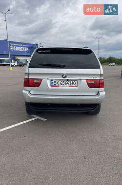 Внедорожник / Кроссовер BMW X5 2004 в Ровно