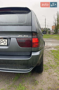 Позашляховик / Кросовер BMW X5 2001 в 