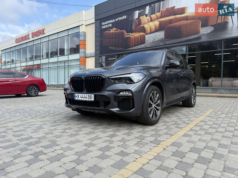 BMW X5 2019