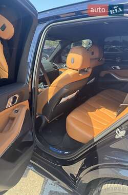 Внедорожник / Кроссовер BMW X5 2021 в 