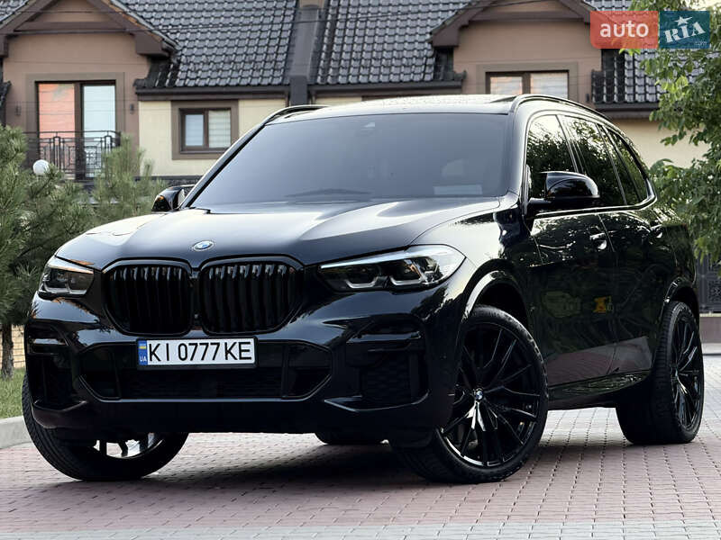 Внедорожник / Кроссовер BMW X5 2021 в Киеве
