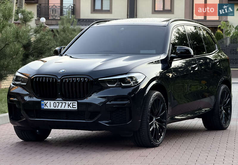 Внедорожник / Кроссовер BMW X5 2021 в Киеве
