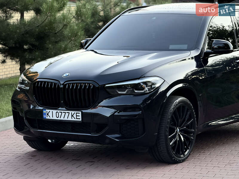 Внедорожник / Кроссовер BMW X5 2021 в Киеве