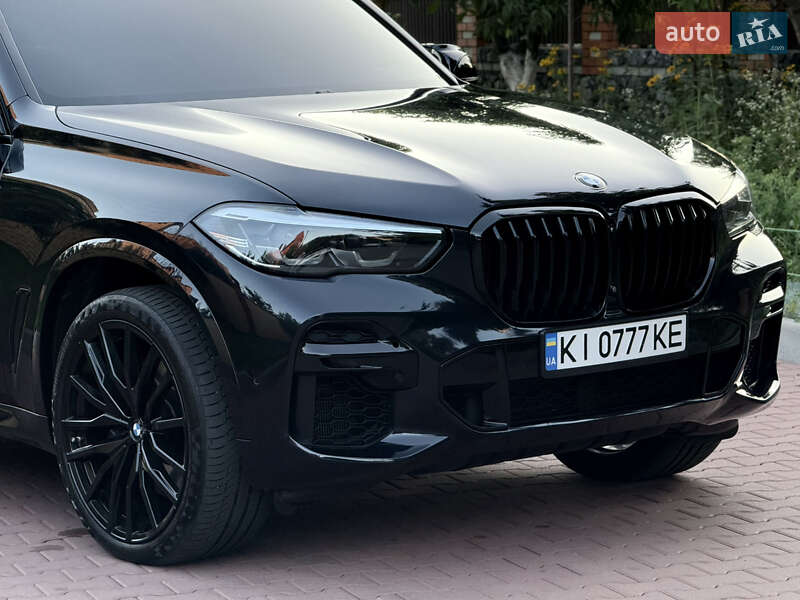 Внедорожник / Кроссовер BMW X5 2021 в Киеве