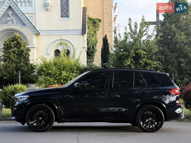 Внедорожник / Кроссовер BMW X5 2021 в Киеве