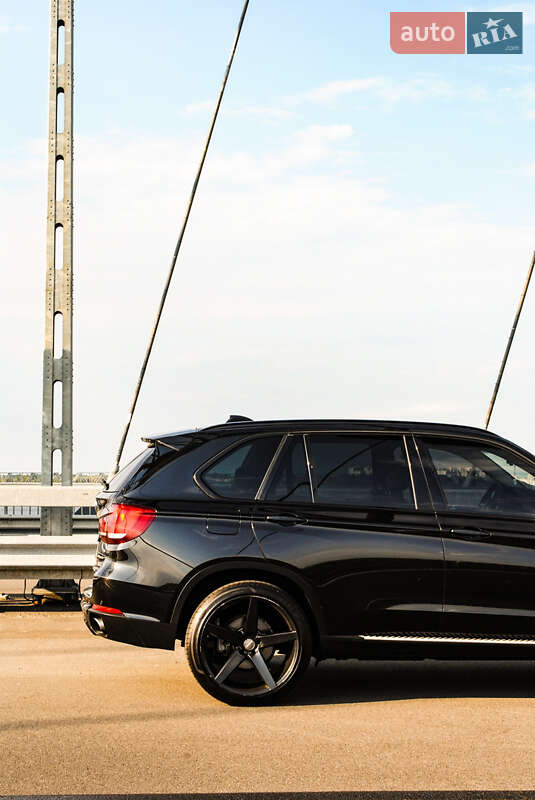 Внедорожник / Кроссовер BMW X5 2014 в Киеве