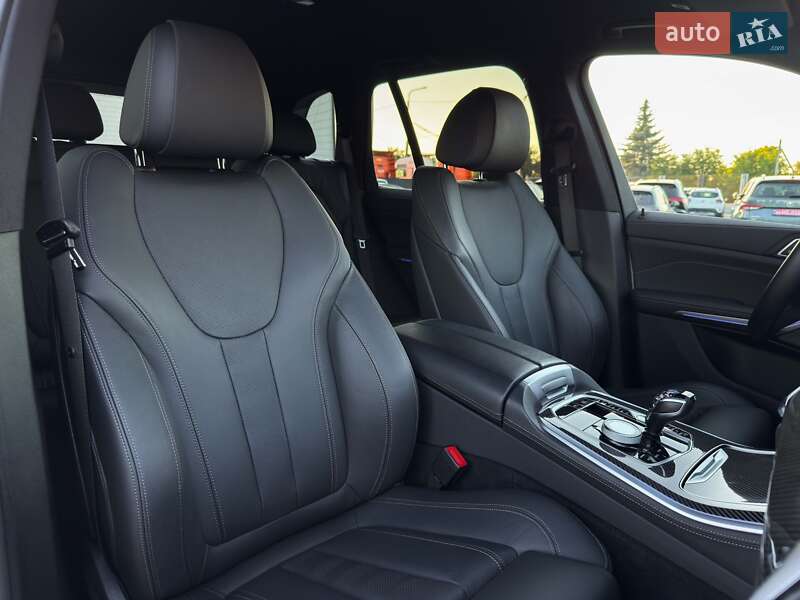 Позашляховик / Кросовер BMW X5 2020 в Луцьку