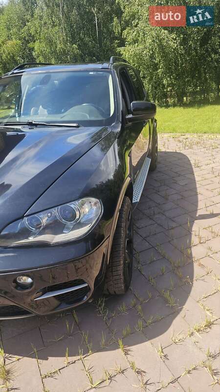 Внедорожник / Кроссовер BMW X5 2012 в Сарнах