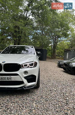 Позашляховик / Кросовер BMW X5 2016 в 