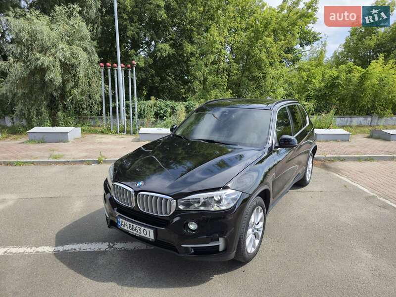 Позашляховик / Кросовер BMW X5 2016 в Києві