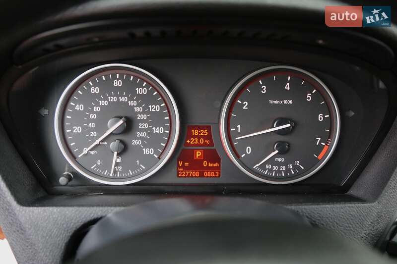 Внедорожник / Кроссовер BMW X5 2010 в Киеве