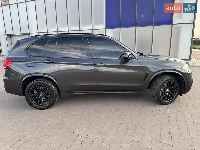 Позашляховик / Кросовер BMW X5 2016 в Харкові