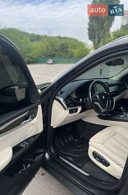 Внедорожник / Кроссовер BMW X5 2015 в 
