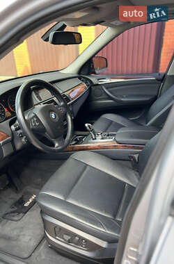 Позашляховик / Кросовер BMW X5 2012 в 