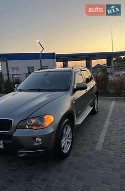 Внедорожник / Кроссовер BMW X5 2010 в Новоукраинке