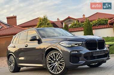 Позашляховик / Кросовер BMW X5 2019 в 