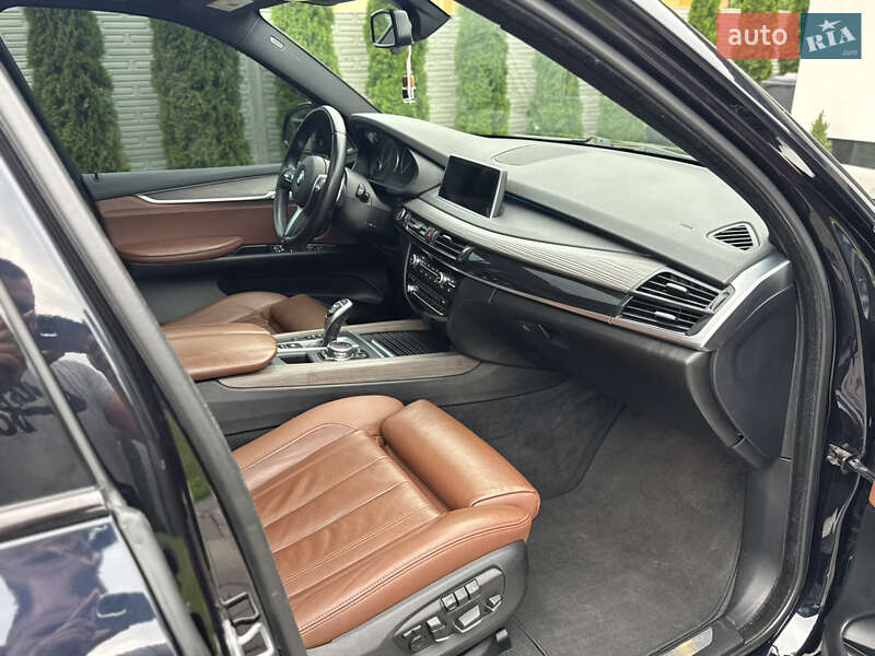 Внедорожник / Кроссовер BMW X5 2015 в Ровно