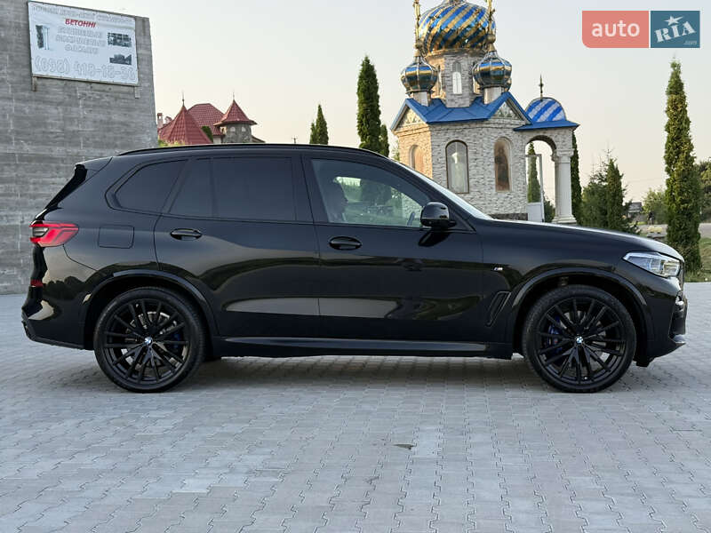 Внедорожник / Кроссовер BMW X5 2019 в Черновцах