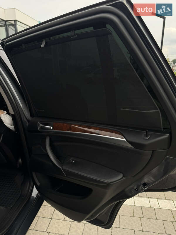 Внедорожник / Кроссовер BMW X5 2012 в Львове