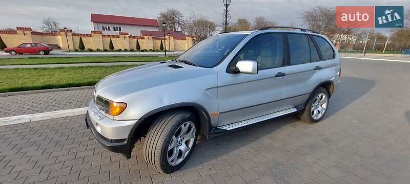 Внедорожник / Кроссовер BMW X5 2002 в Измаиле