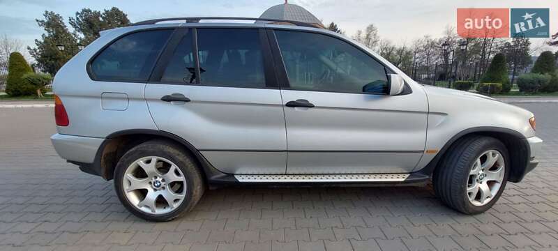Внедорожник / Кроссовер BMW X5 2002 в Измаиле