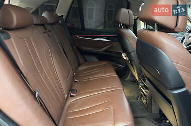 Внедорожник / Кроссовер BMW X5 2015 в 