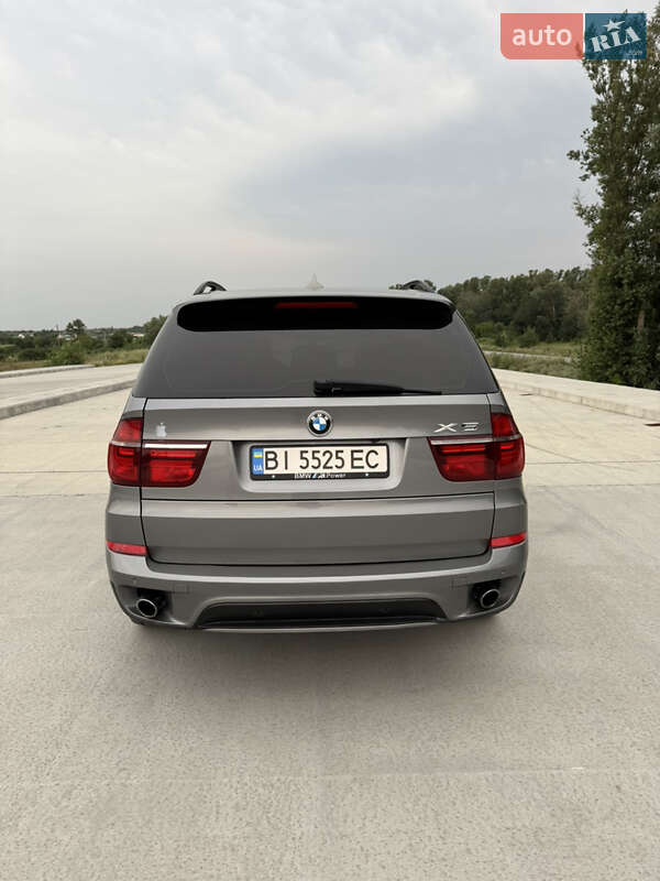 Позашляховик / Кросовер BMW X5 2011 в Полтаві