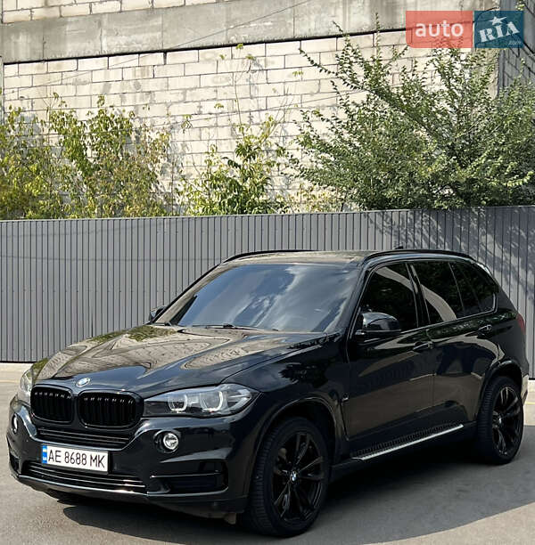 Внедорожник / Кроссовер BMW X5 2014 в Днепре