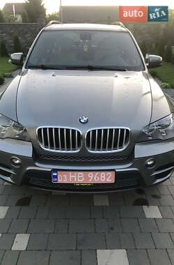 Позашляховик / Кросовер BMW X5 2012 в Рівному