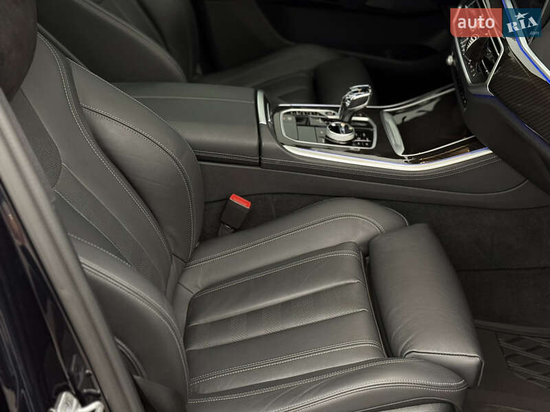 Позашляховик / Кросовер BMW X5 2021 в Дніпрі