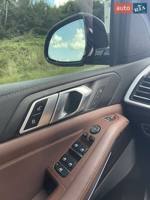 Внедорожник / Кроссовер BMW X5 2019 в Ужгороде