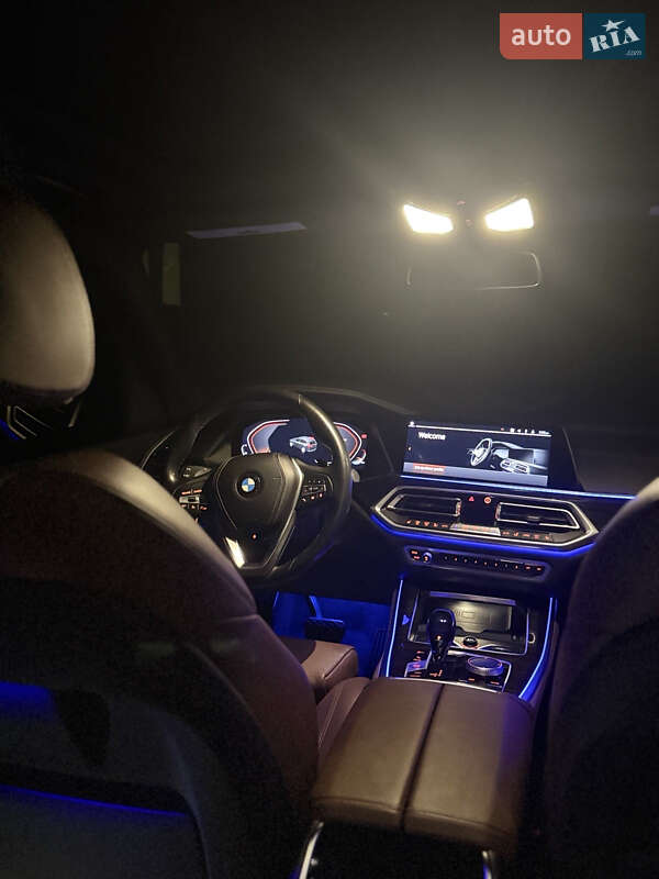 Внедорожник / Кроссовер BMW X5 2019 в Ужгороде