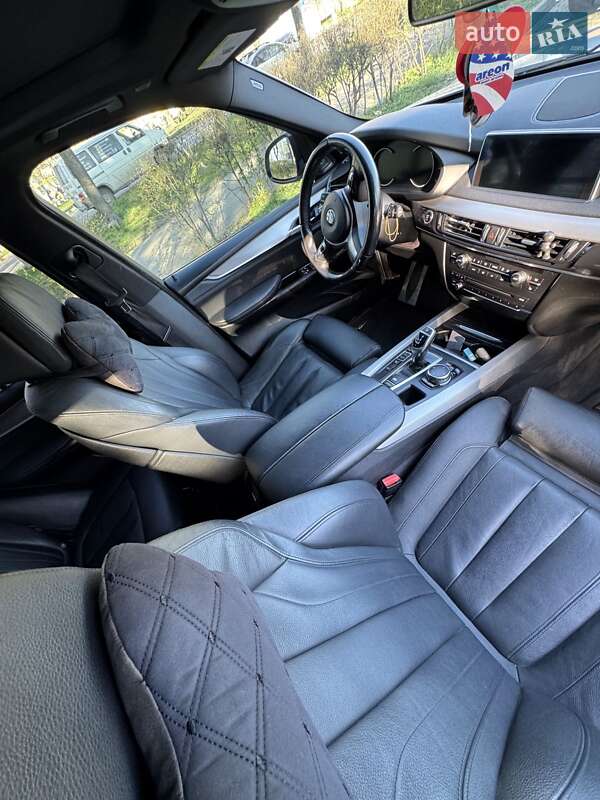 Внедорожник / Кроссовер BMW X5 2015 в Черновцах