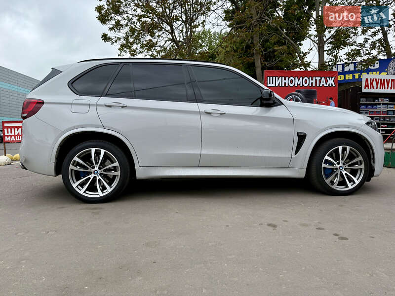Внедорожник / Кроссовер BMW X5 2015 в Одессе