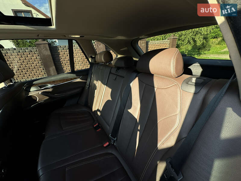 Внедорожник / Кроссовер BMW X5 2015 в Стрые