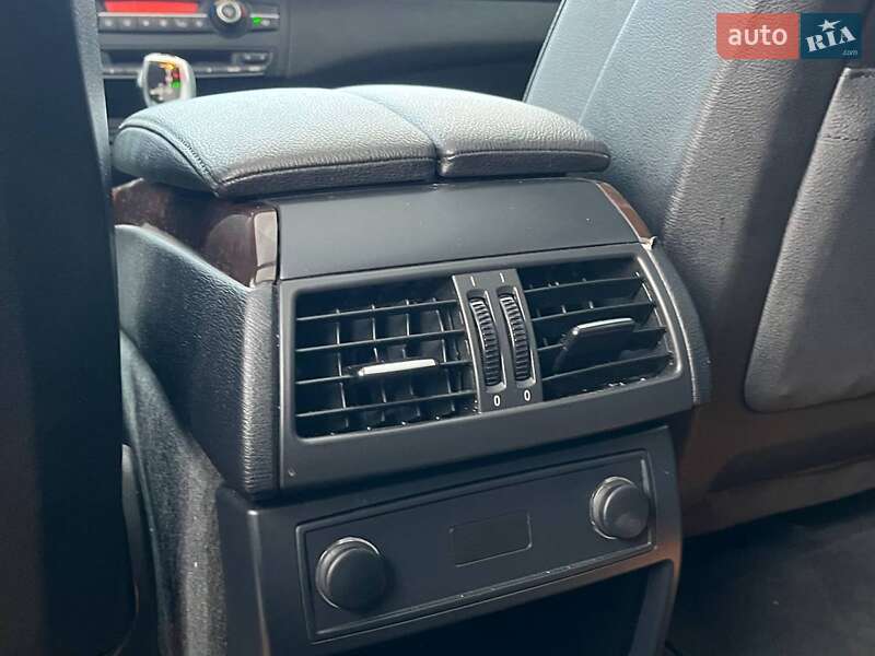 Внедорожник / Кроссовер BMW X5 2012 в Львове