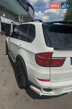 Внедорожник / Кроссовер BMW X5 2012 в Киеве